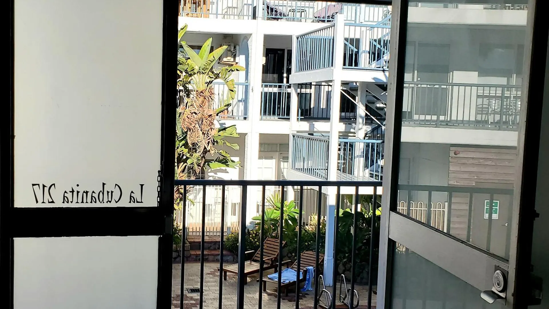 Coastal Salty Kiss Sleeps 4! Apartment Perth Australia